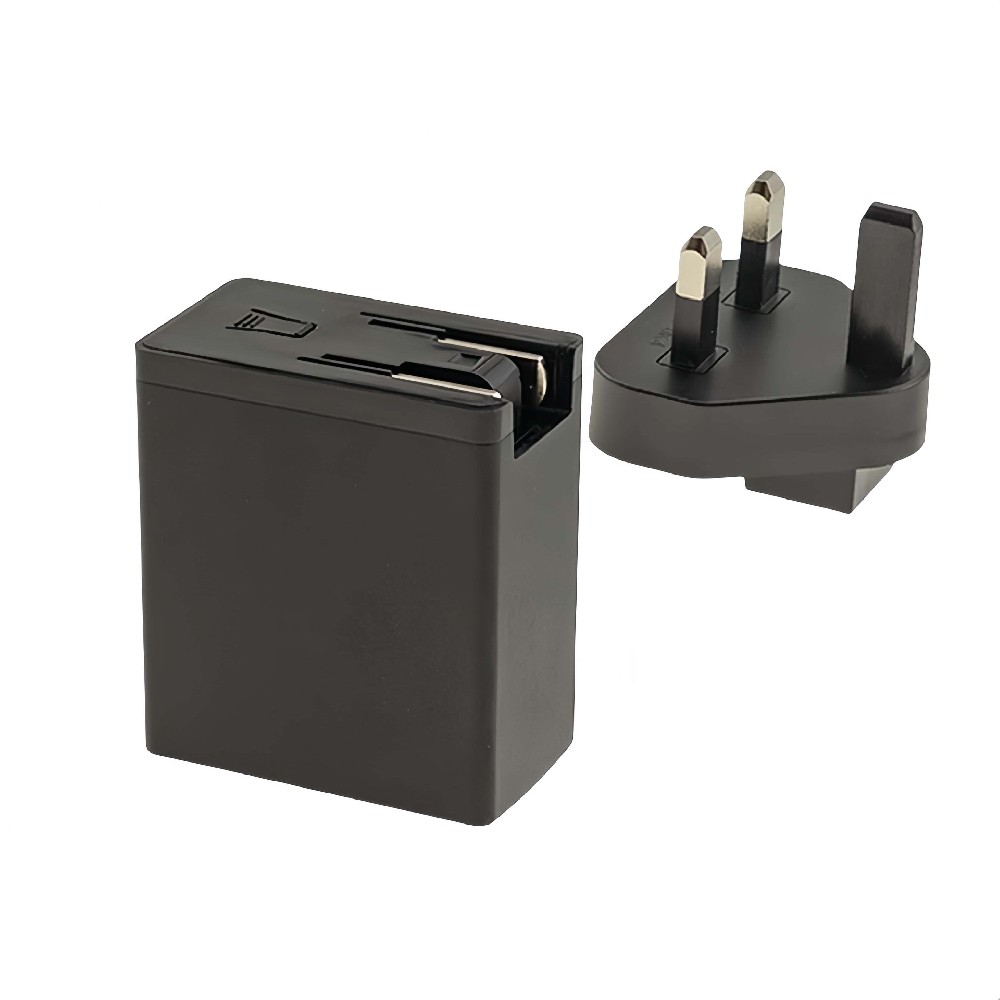 NGE30 12-P1J  高可靠壁掛式可換插頭綠能適配器